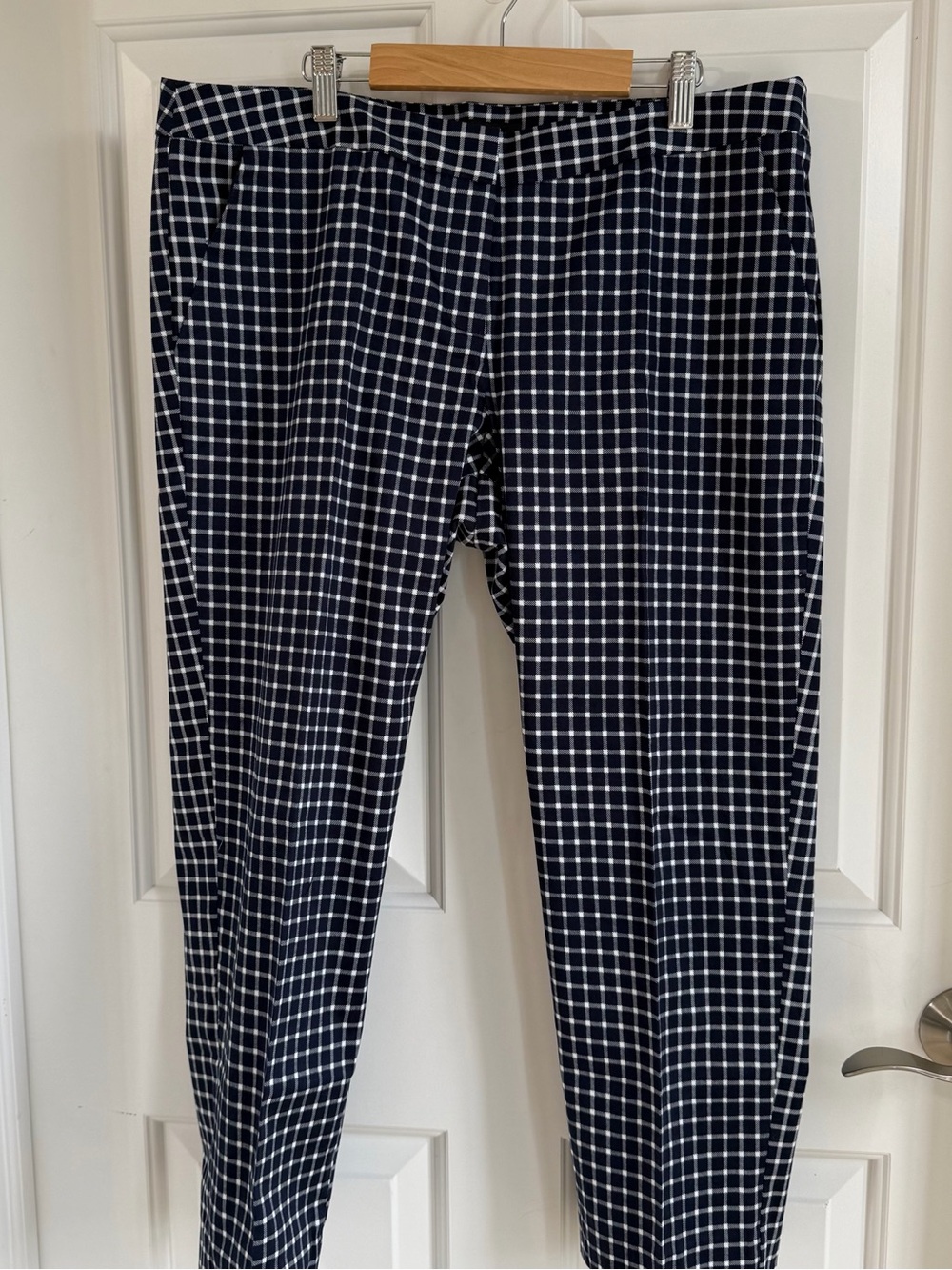 Amanda & Chelsea Navy and White Windowpane Stretch Chinos Size 14P